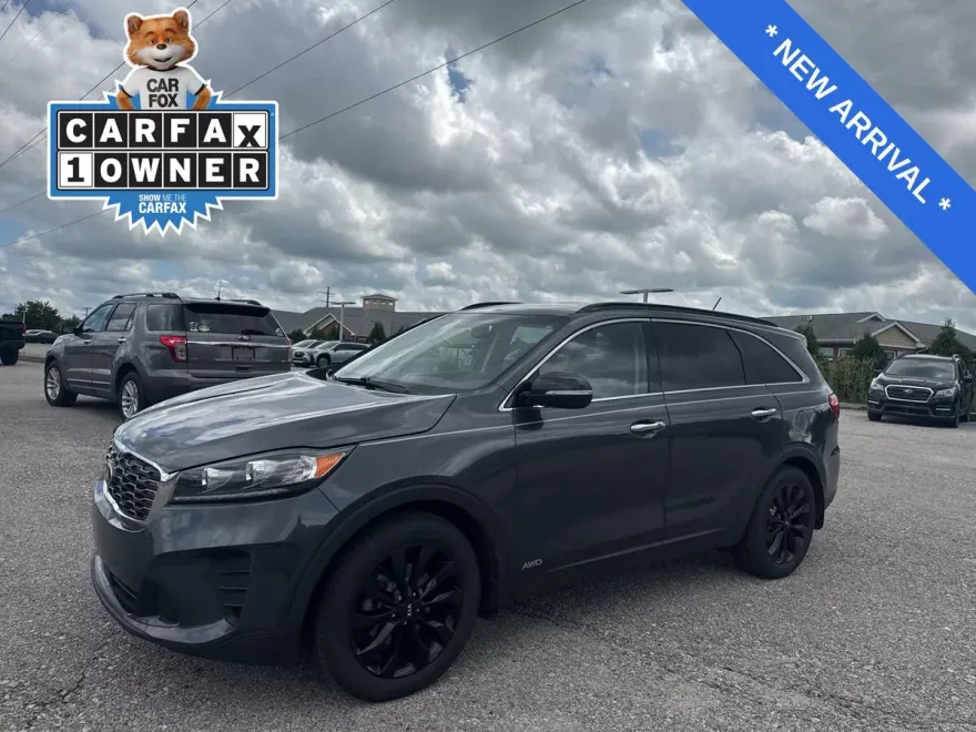 2020 Kia Sorento S photo 1