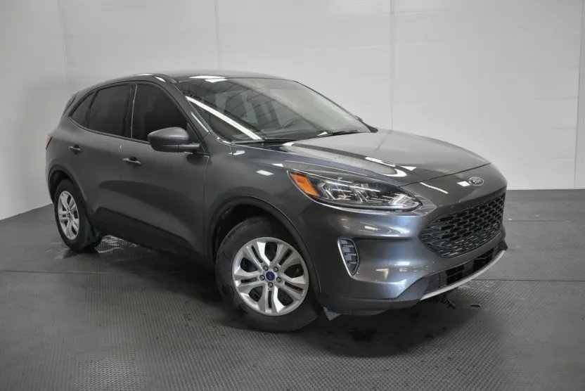 2020 Ford Escape S photo 1