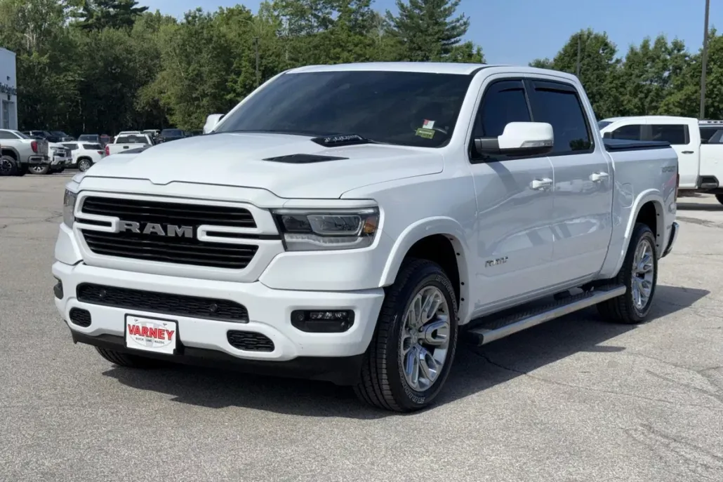 2022 Ram 1500 Laramie photo 1
