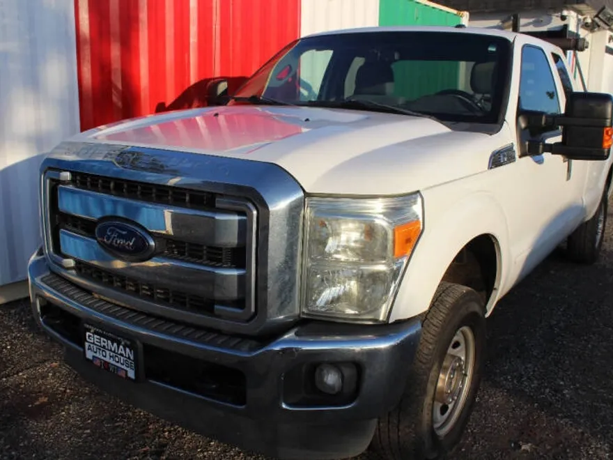 2016 Ford F-250 XLT photo 1