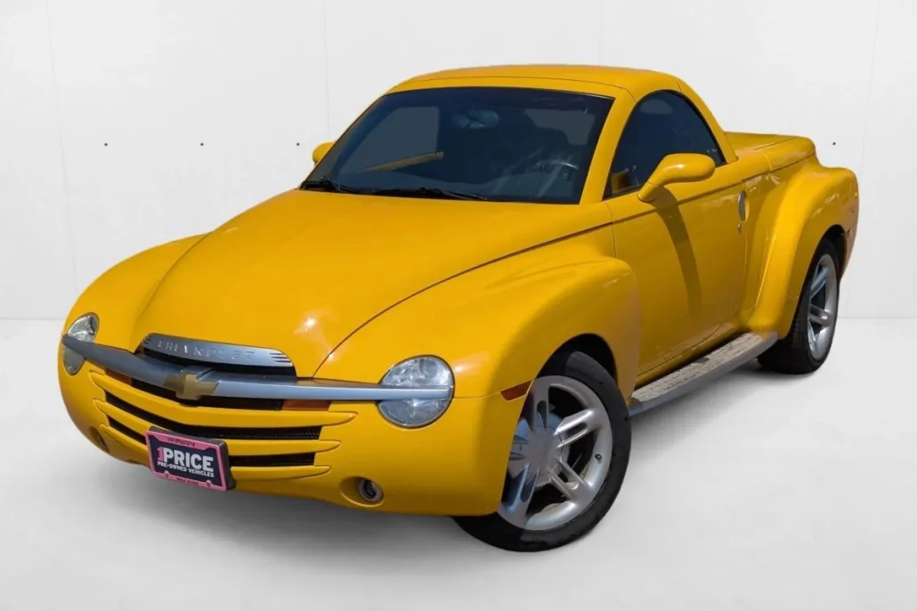 2004 Chevrolet SSR photo 1