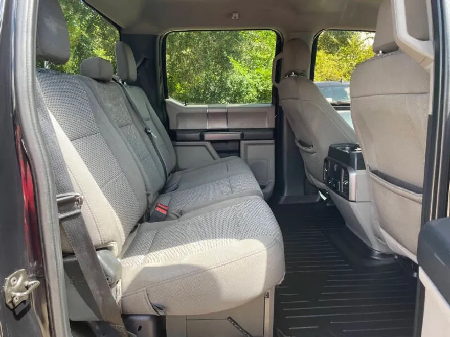 2020 Ford F-250 XLT photo 1