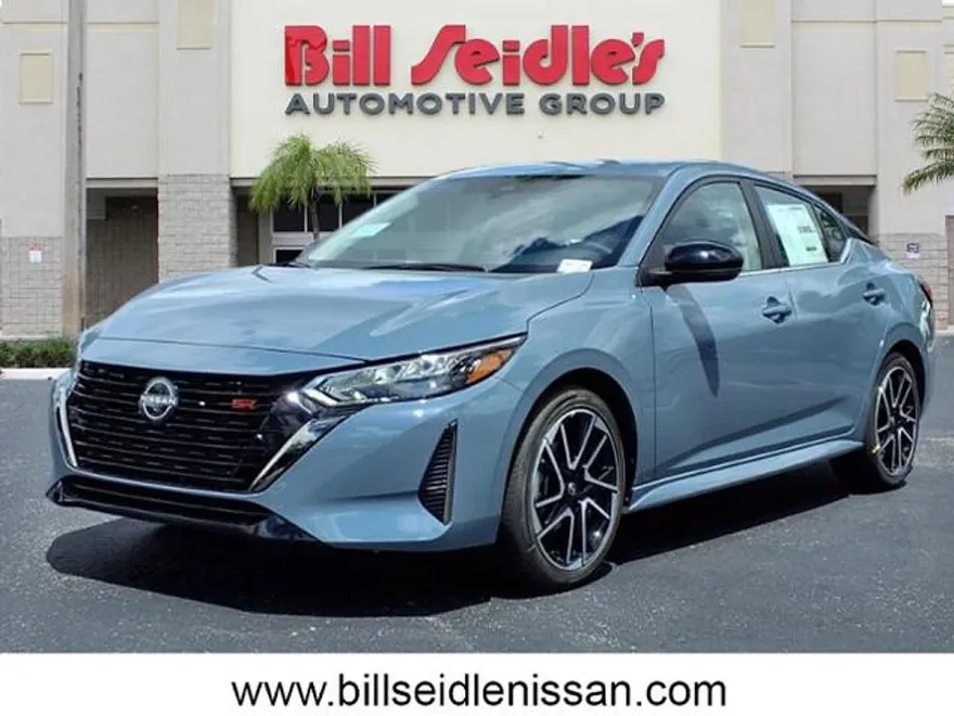 2025 Nissan Sentra SR photo 1