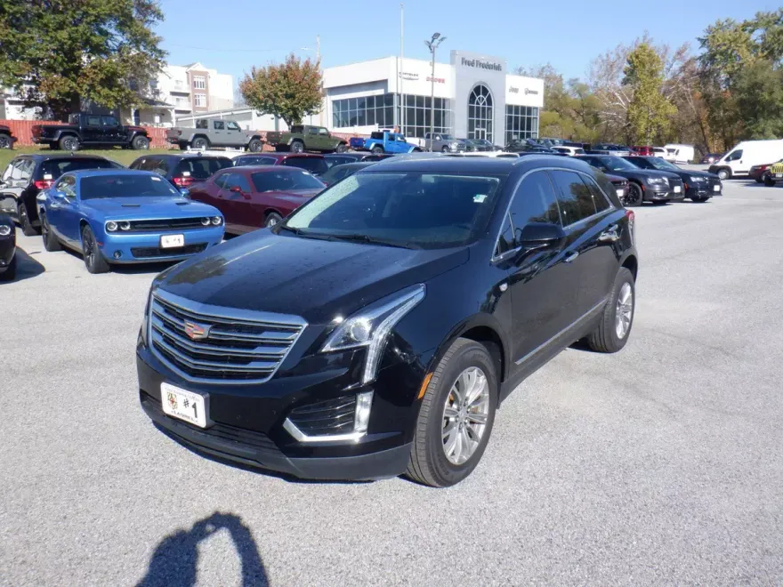 2017 Cadillac XT5 Luxury photo 1