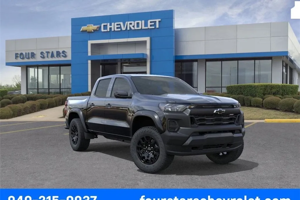 2026 Chevrolet Colorado Trail Boss photo 1