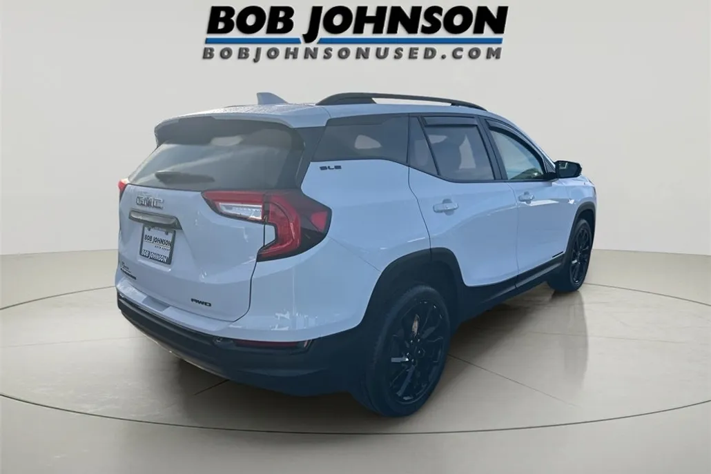 2023 Gmc Terrain SLE Elevation photo 1