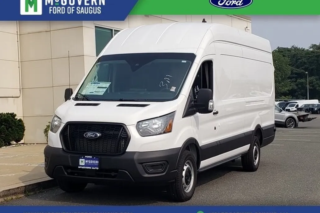 2025 Ford Transit photo 1