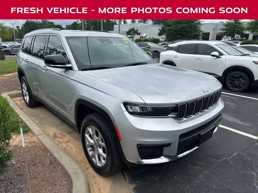 2022 Jeep Cherokee Limited photo 1