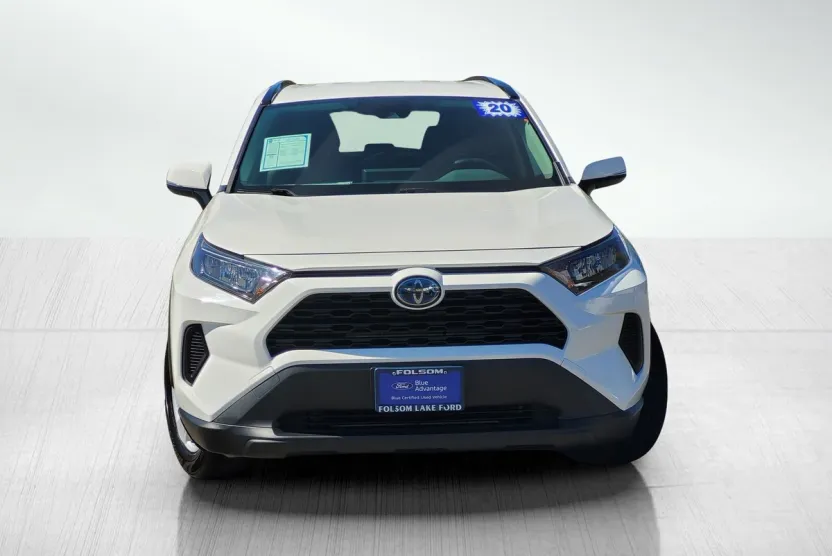 2020 Toyota RAV4 Hybrid LE photo 1