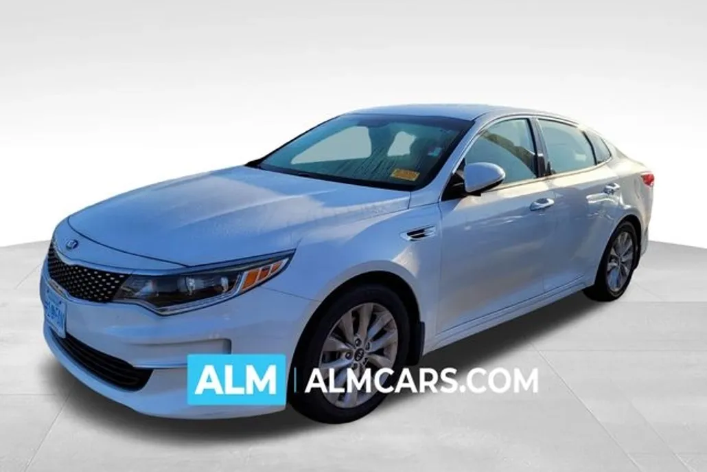 2018 Kia Optima EX photo 1