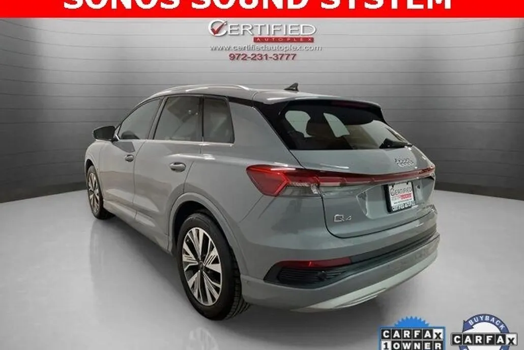 2024 Audi Q4 40 E-tron Premium Plus photo 1