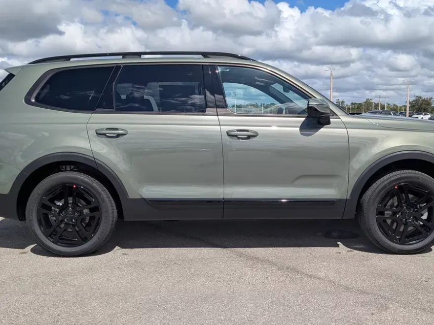 2025 Kia Telluride SX X-Line photo 1