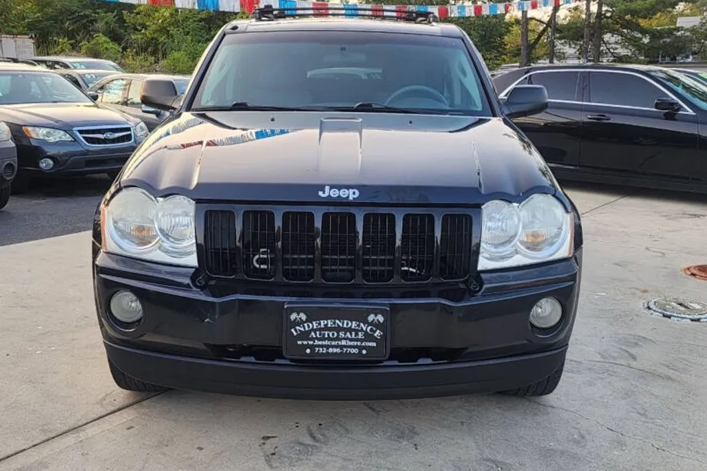 2007 Jeep Grand Cherokee Laredo photo 1