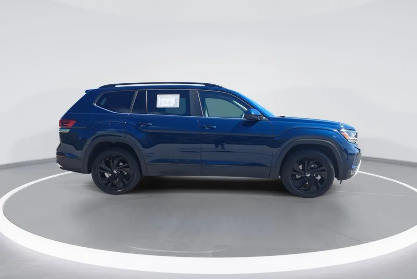 2022 Volkswagen Atlas V6 SE Technology photo 1