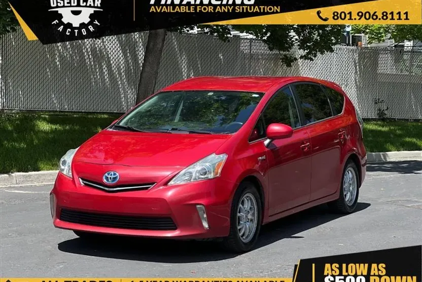 2012 Toyota Prius V Two Three Five photo 1