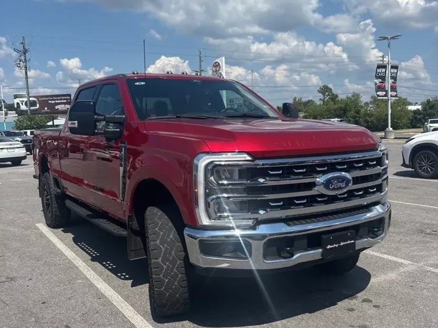 2024 Ford F-250 photo 1