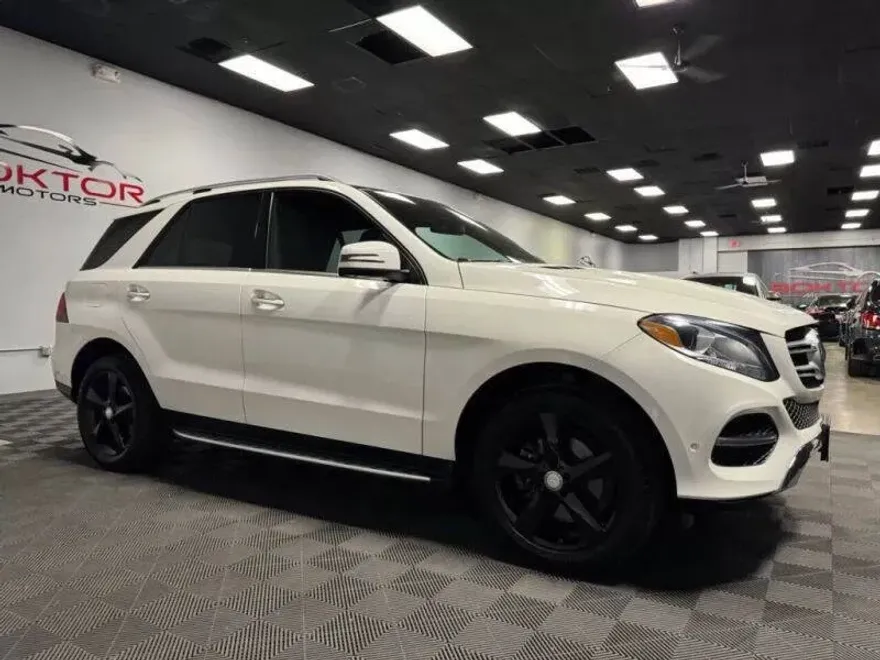 2017 Mercedes Benz GLE 350 4MATIC photo 1
