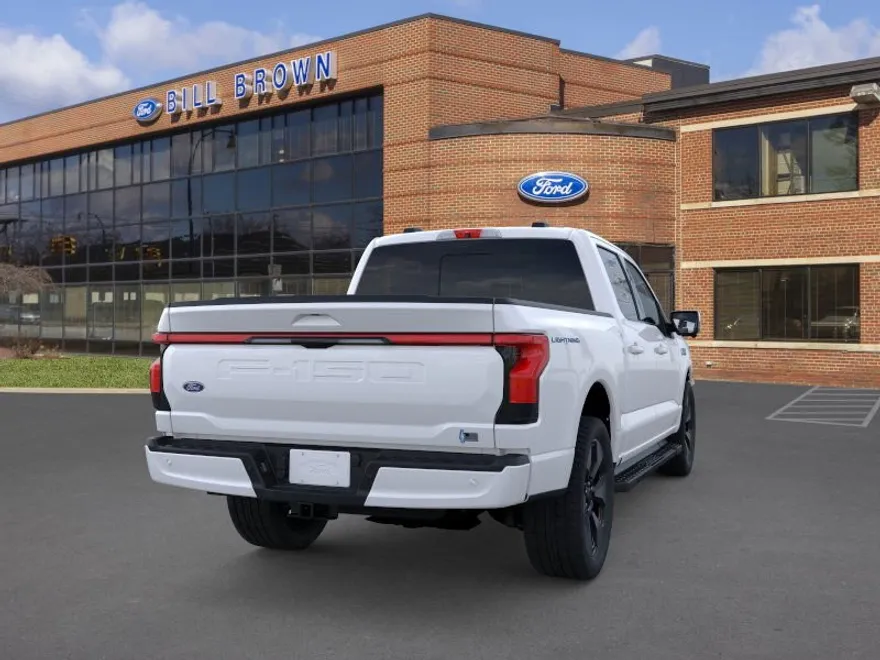 2025 Ford F-150 Lightning Platinum photo 1
