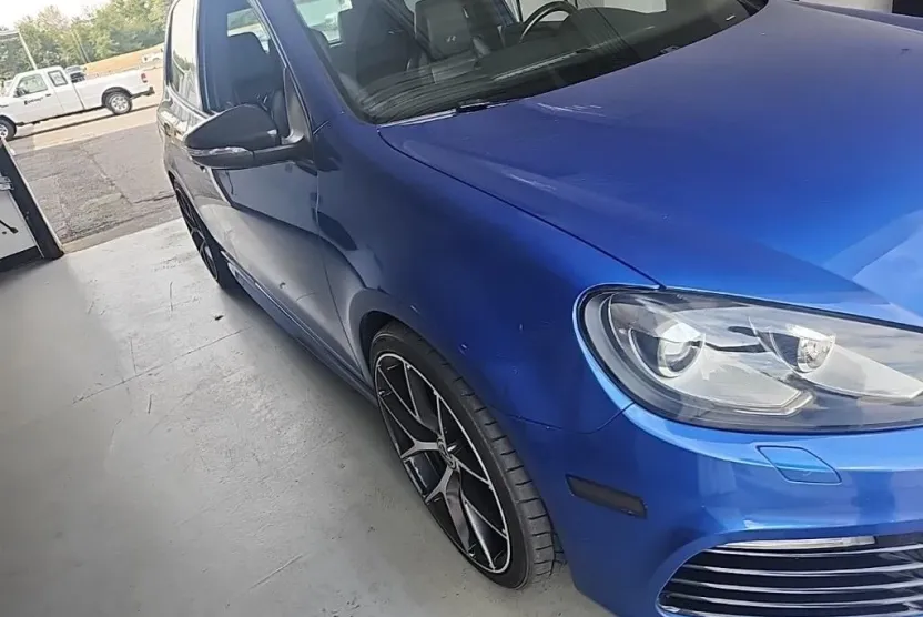 2012 Volkswagen Golf R photo 1