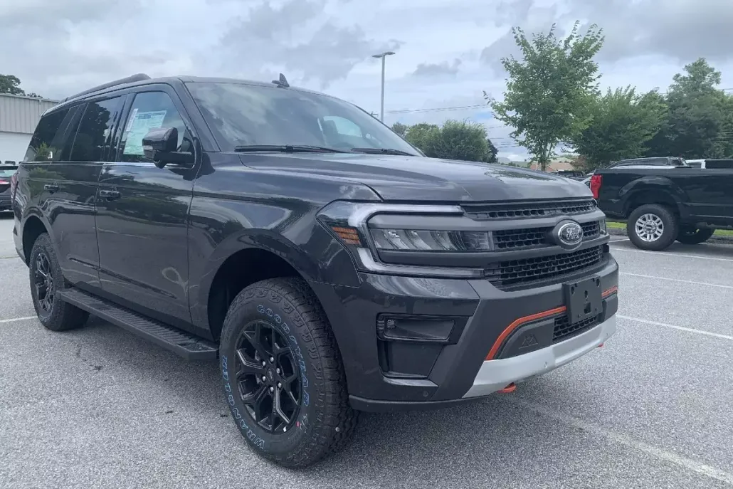 2024 Ford Expedition Timberline photo 1