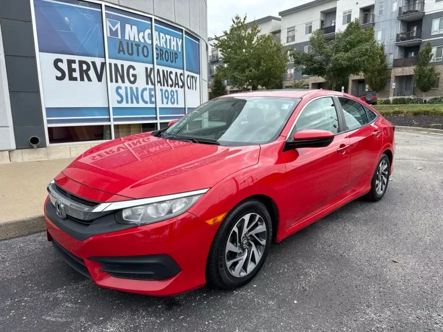 2017 Honda Civic EX photo 1