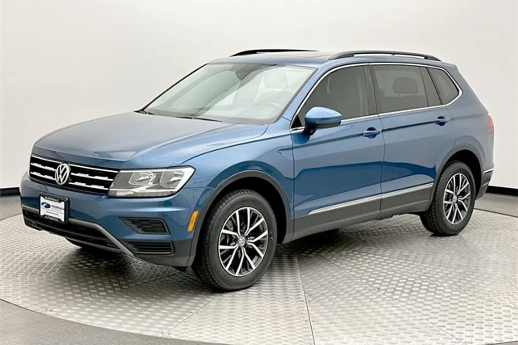 2020 Volkswagen Tiguan SE photo 1