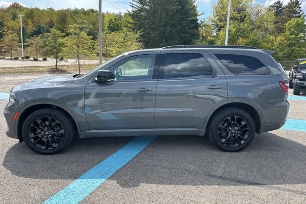 2022 Dodge Durango GT Plus photo 1