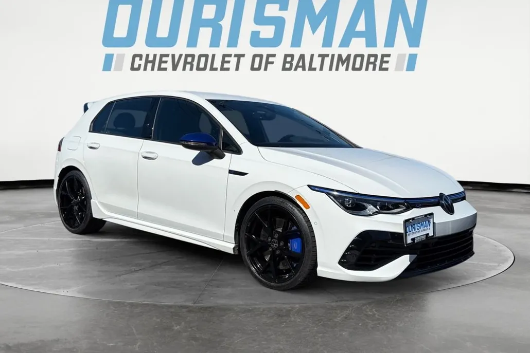 2023 Volkswagen Golf Anniversary Edition photo 1