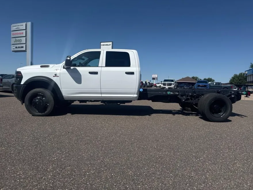 2025 Ram 5500 Tradesman photo 1