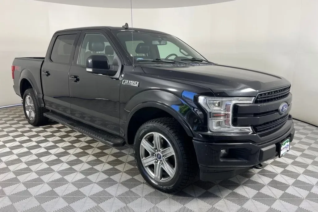 2019 Ford F-150 Lariat photo 1