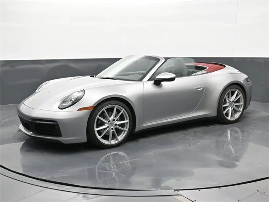 2020 Porsche 911 Cabriolet photo 1