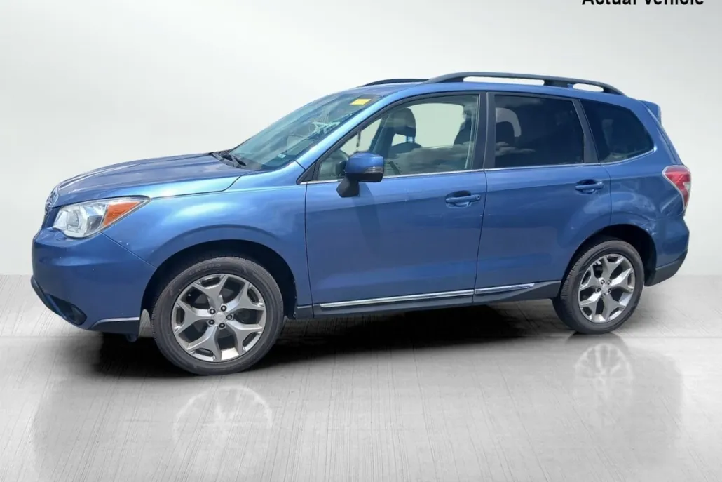 2016 Subaru Forester 2.5i Touring photo 1
