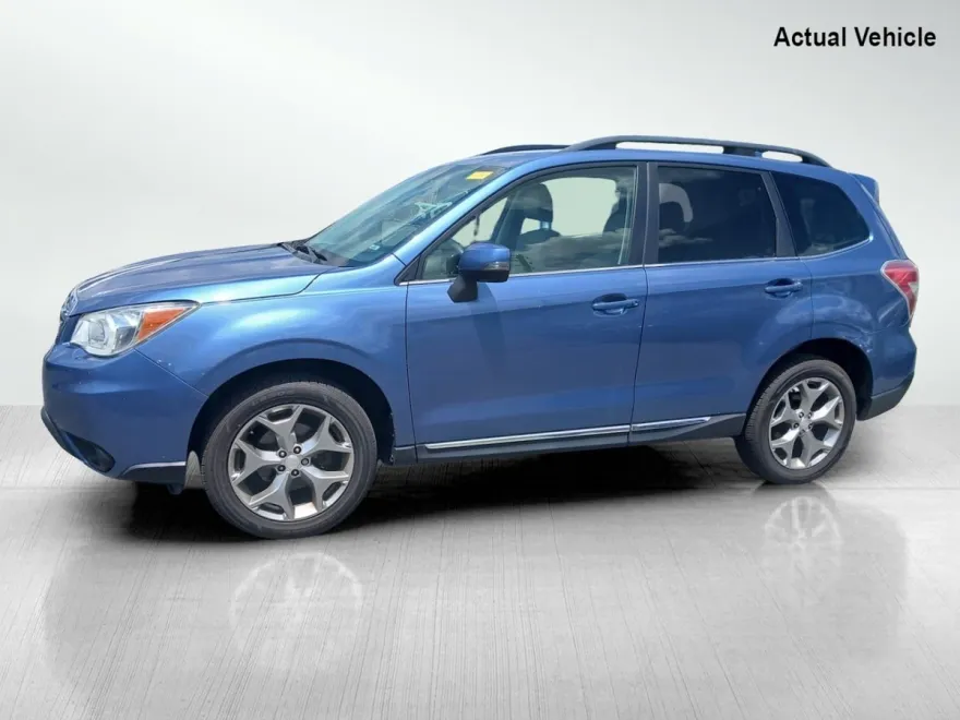 2016 Subaru Forester 2.5i Touring photo 1