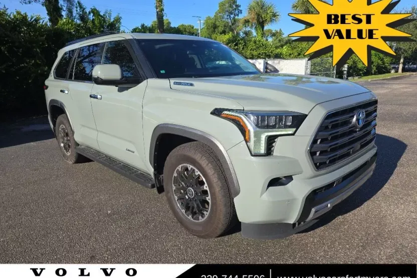 2023 Toyota Sequoia Limited TRD photo 1