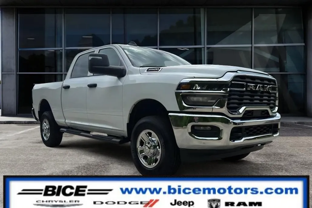 2025 Ram 2500 Tradesman photo 1