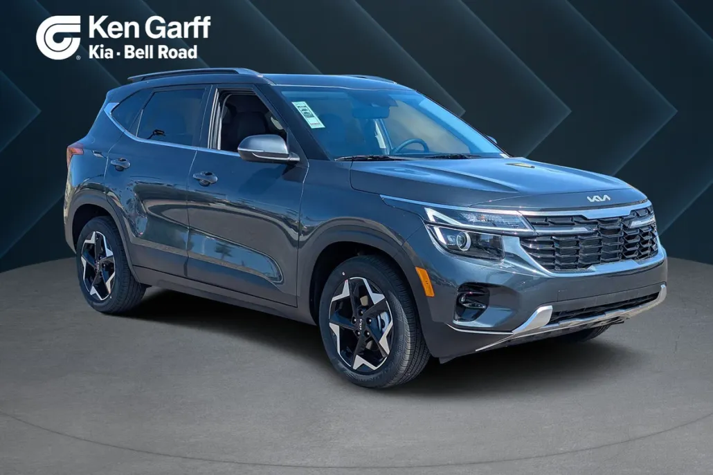 2025 Kia Seltos EX photo 1