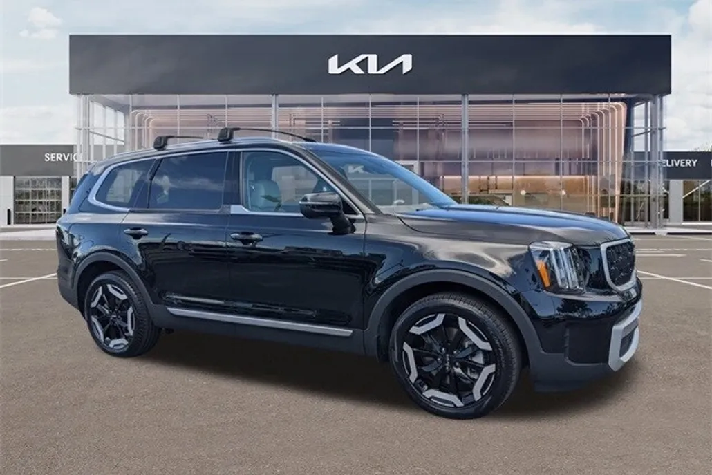 2024 Kia Telluride EX photo 1