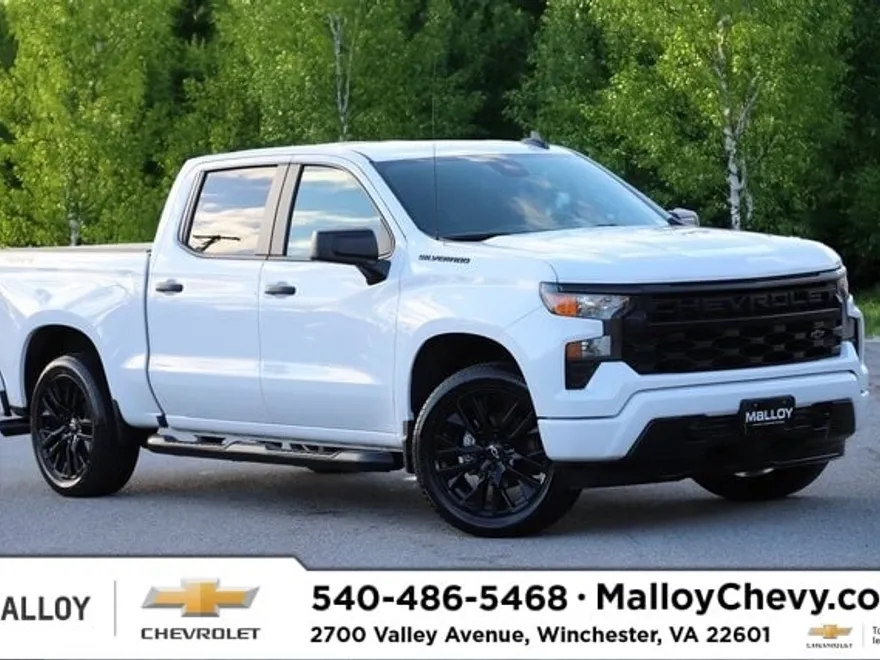 2023 Chevrolet Silverado 1500 Custom photo 1
