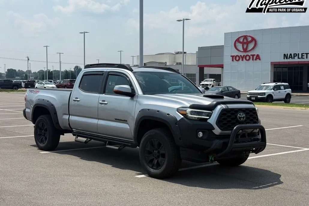 2023 Toyota Tacoma TRD Sport photo 1