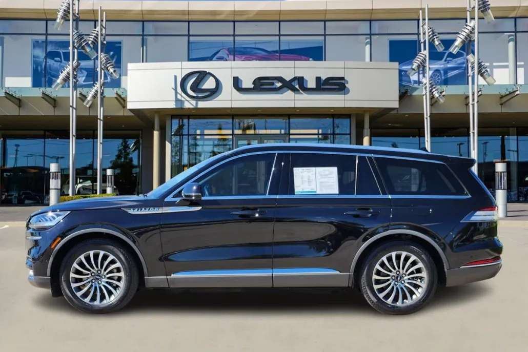 2021 Lincoln Aviator Reserve photo 1