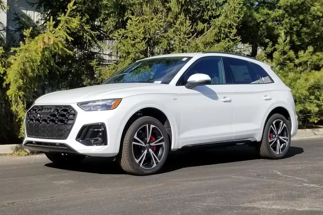 2025 Audi Q5 45 S line Premium Plus photo 1