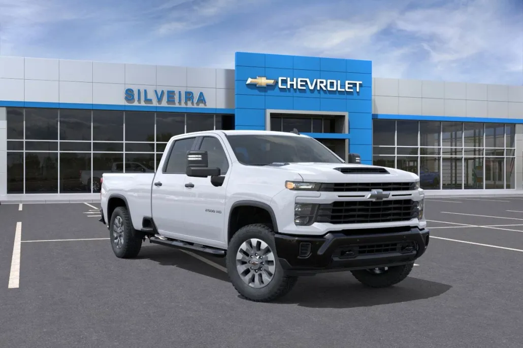 2026 Chevrolet Silverado 2500HD Custom photo 1