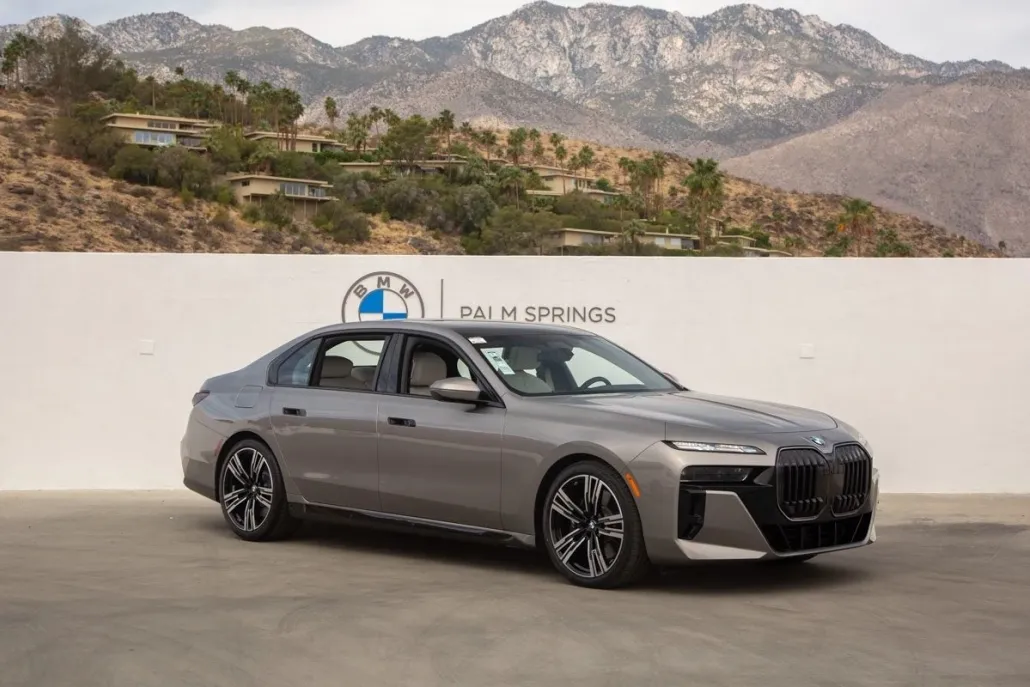 2025 Bmw 760i xDrive photo 1