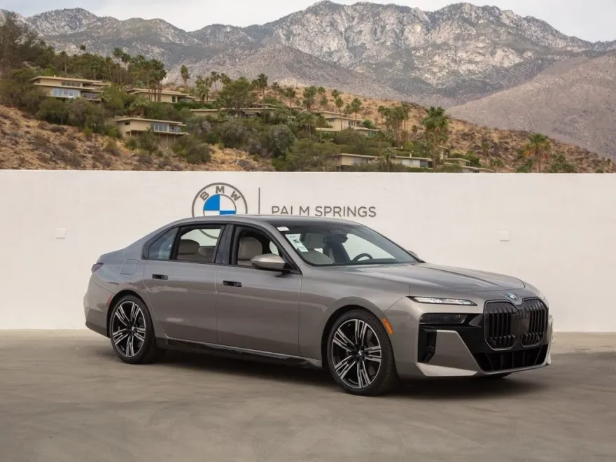 2025 Bmw 760i xDrive photo 1