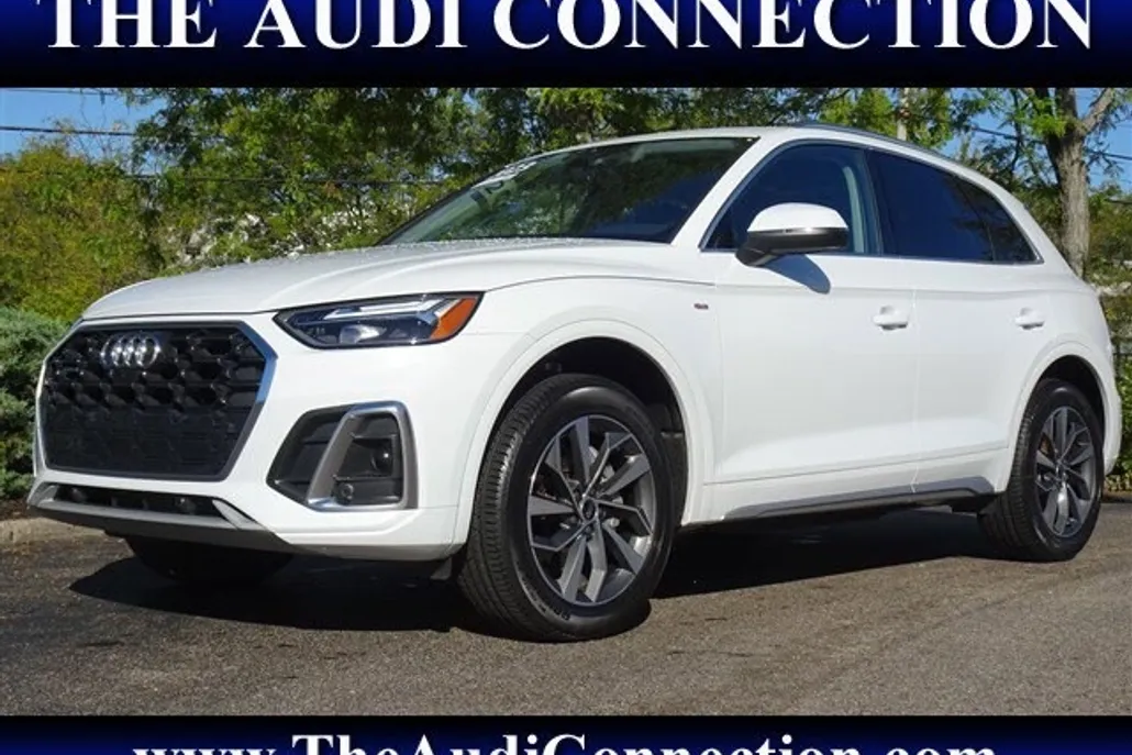 2023 Audi Q5 S line Premium Plus photo 1