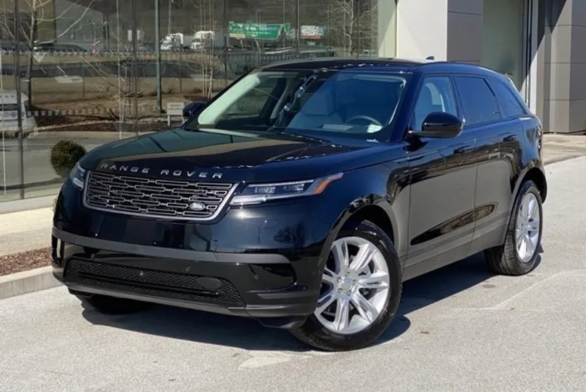 2025 Land Rover Range Rover Velar S photo 1