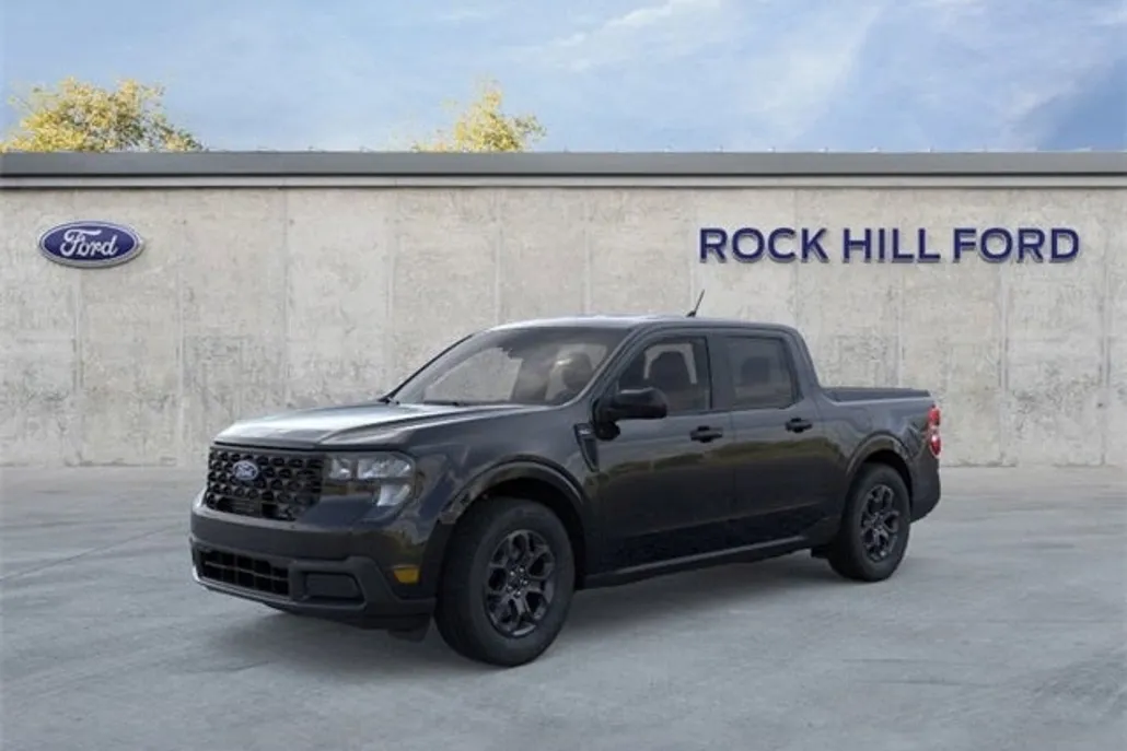 2025 Ford Maverick XLT photo 1