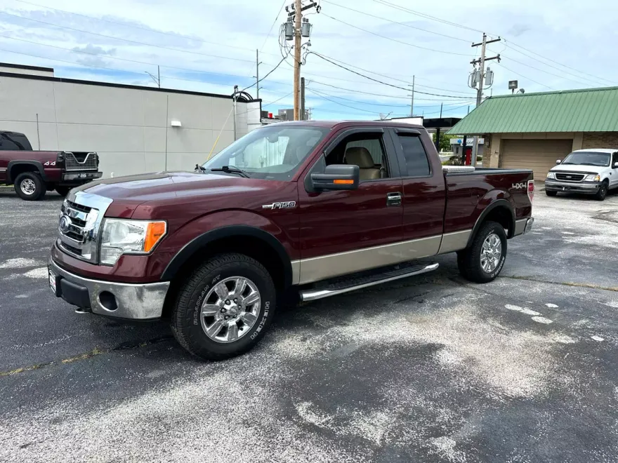2009 Ford F-150 XLT photo 1