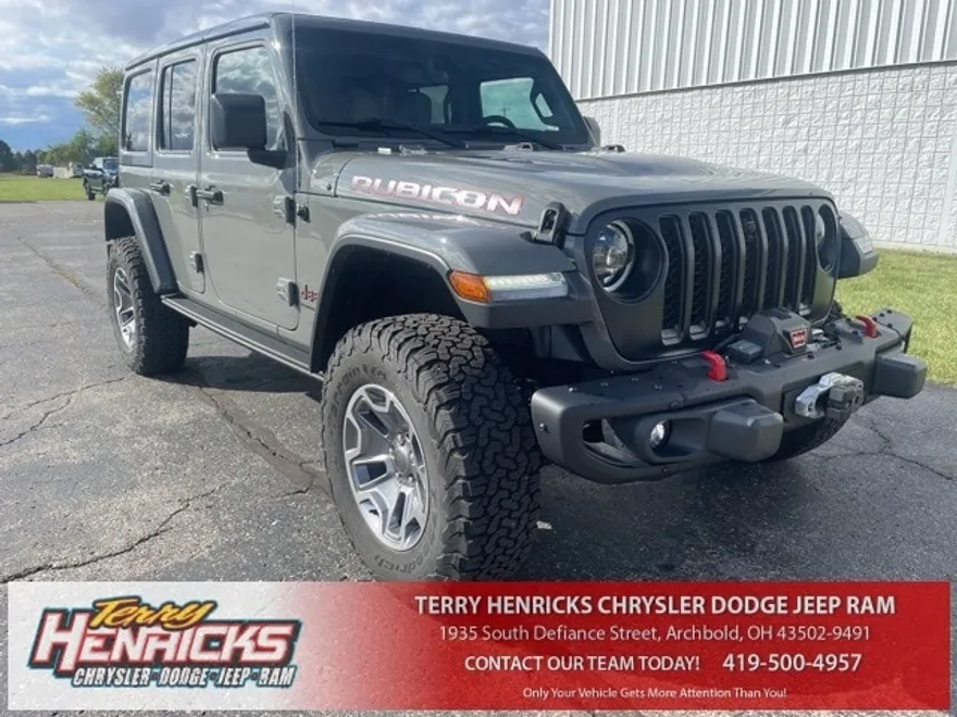 2023 Jeep Wrangler Rubicon photo 1