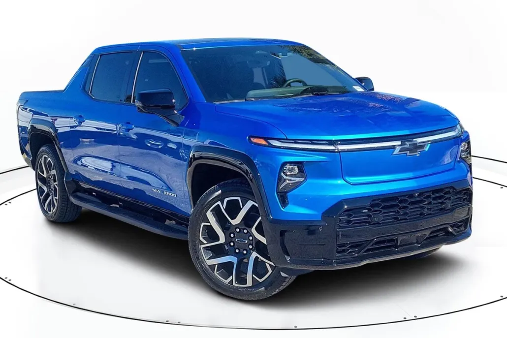 2025 Chevrolet Silverado EV RST photo 1